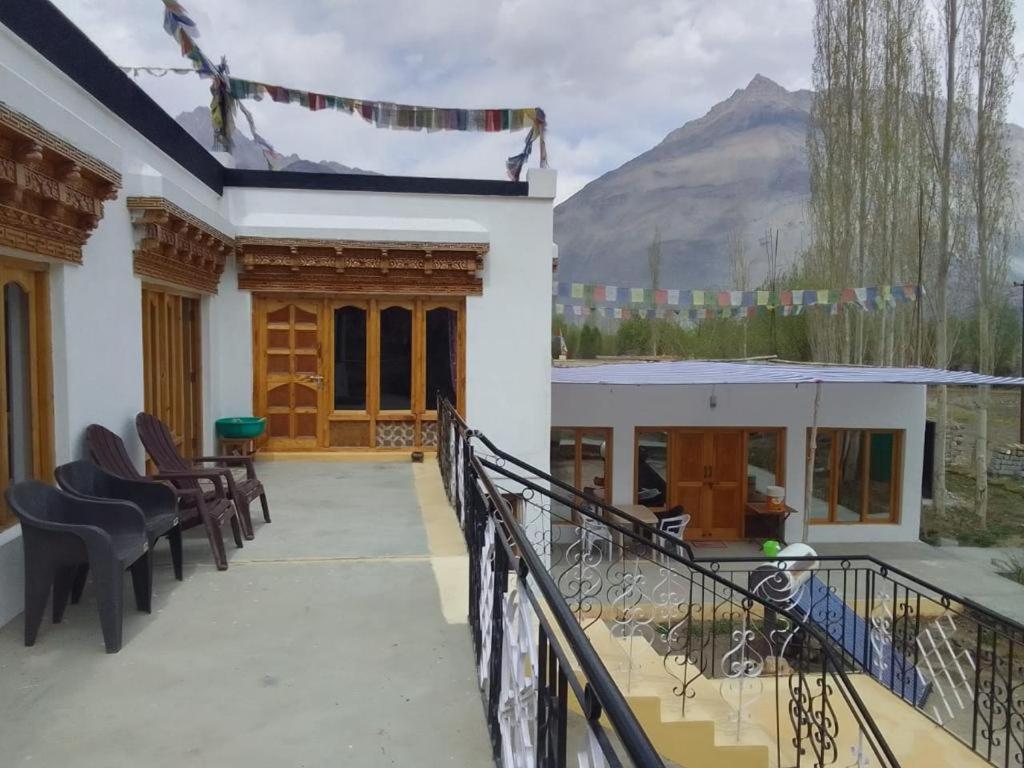 Sernang Homestay Hundar Esterno foto
