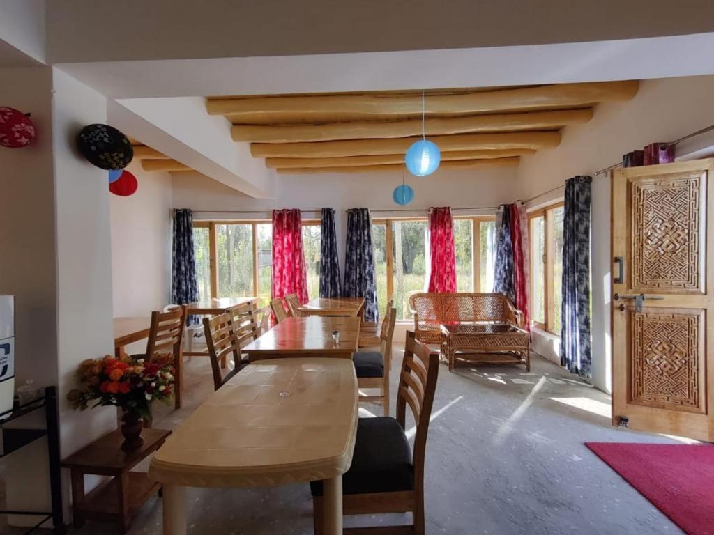 Sernang Homestay Hundar Esterno foto