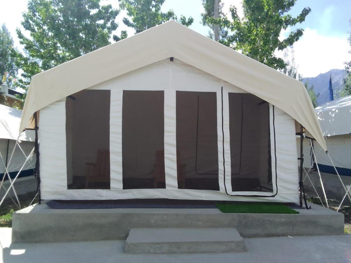 Sernang Homestay Hundar Esterno foto